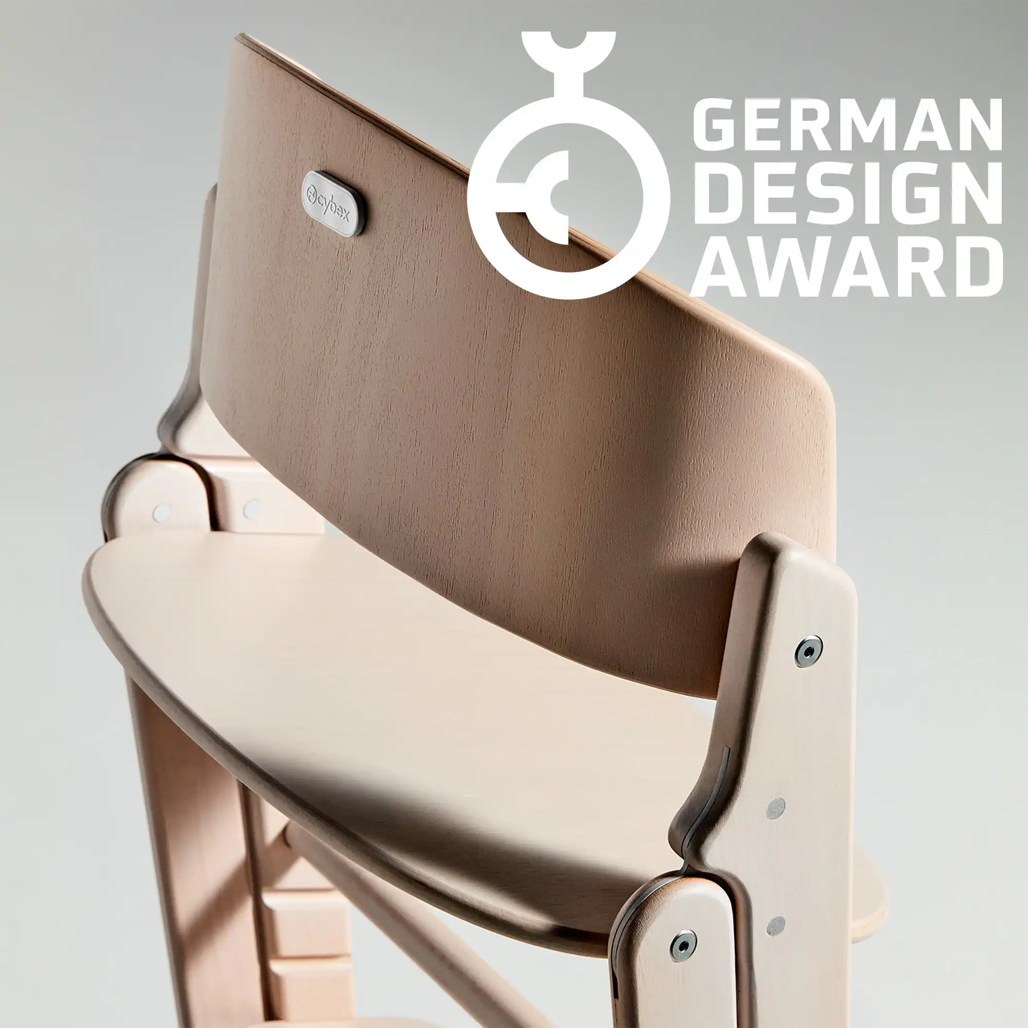 Cybex Click&Fold – detale wykonania i nagroda German Design Award 2025
