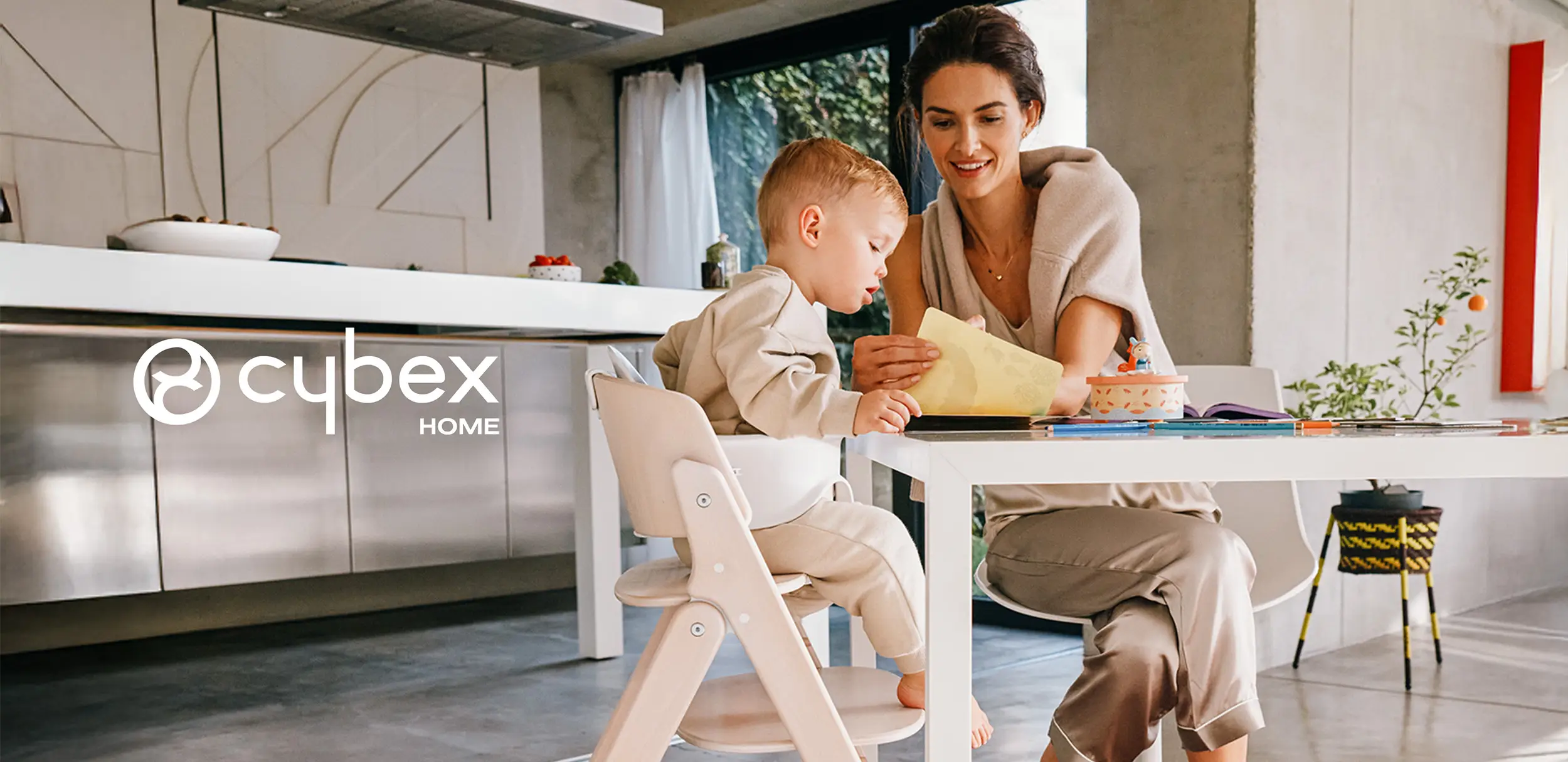 Cybex Click&Fold 5w1 Dark Natural – krzesełko z Baby Setem, tacką i leżaczkiem niemowlęcym w kompletnym systemie