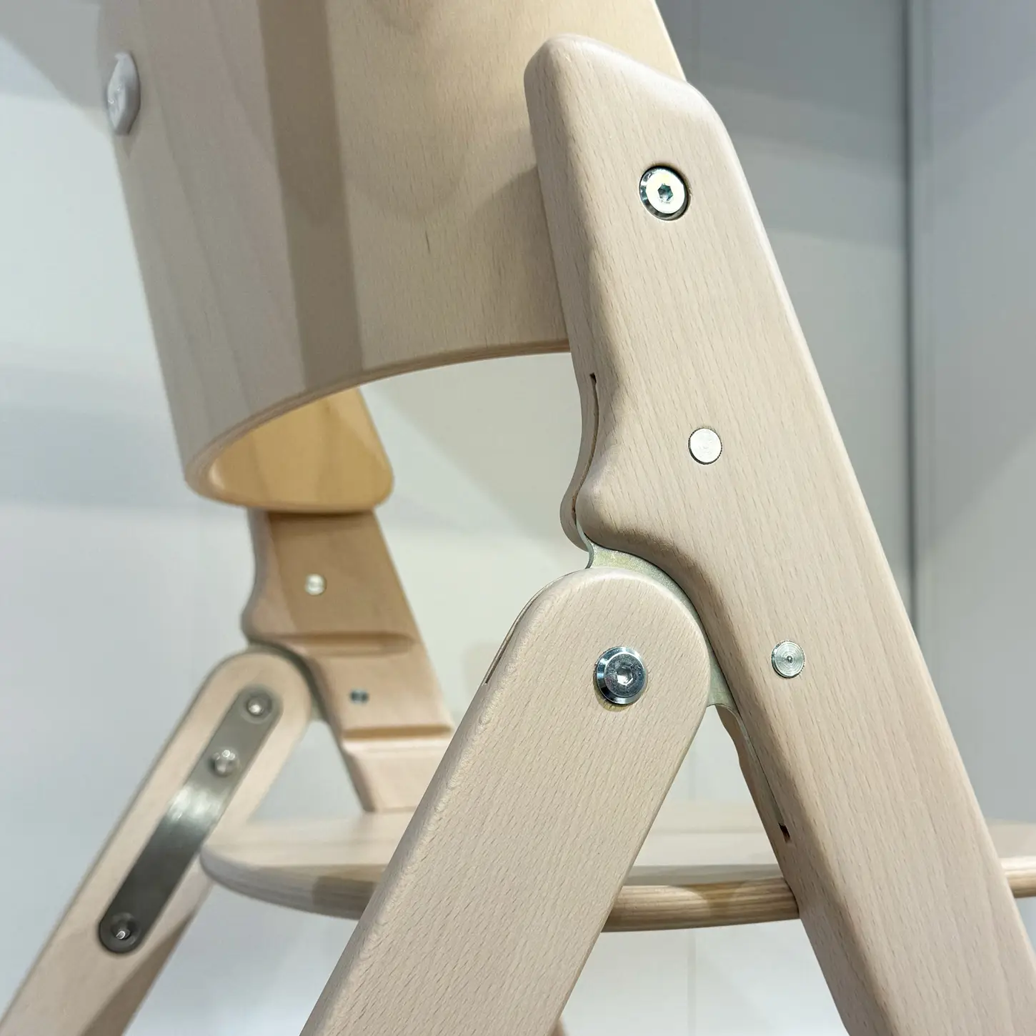 Cybex Click&Fold – ręczna obróbka drewna i precyzyjne łączenia konstrukcji