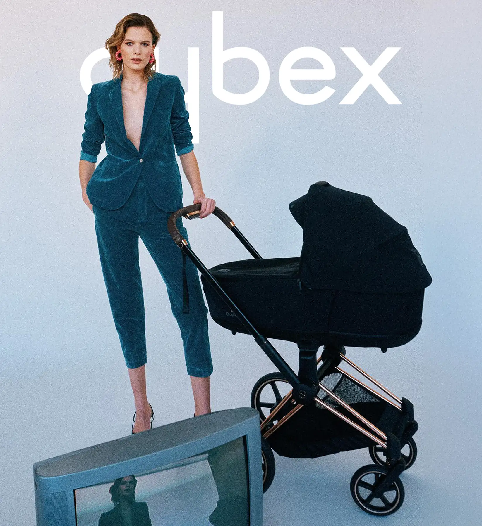 Cybex Priam 4.0 z fotelikiem Cloud T