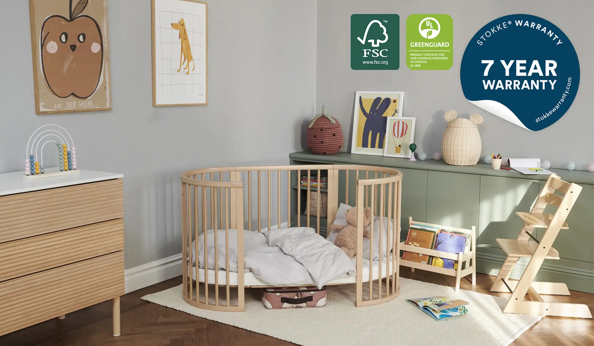 Stokke Sleepi Bed Natural – duże owalne łóżeczko dziecięce od urodzenia do kilku lat