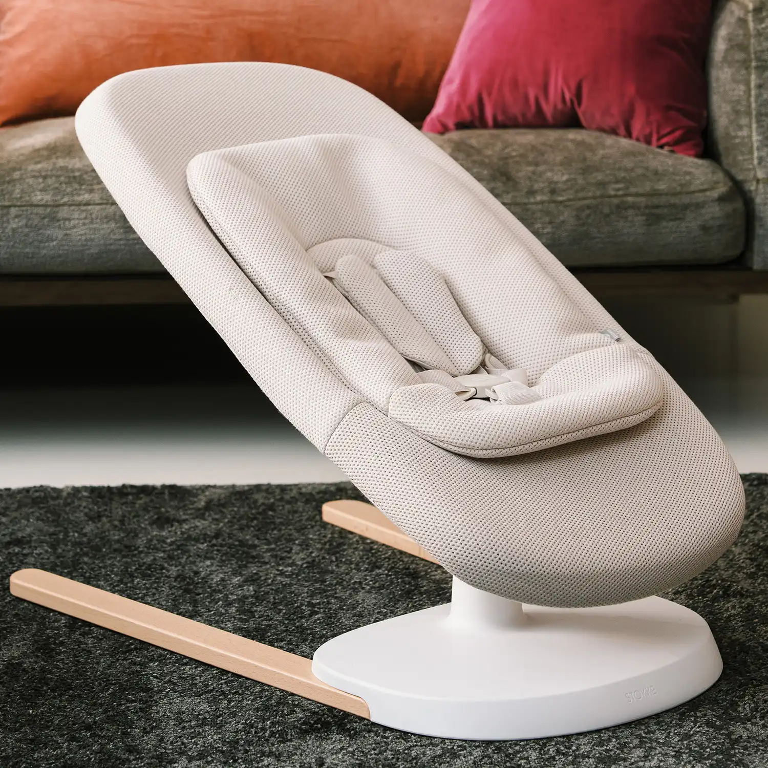 The minimalist design of the Stokke Yoga lounger