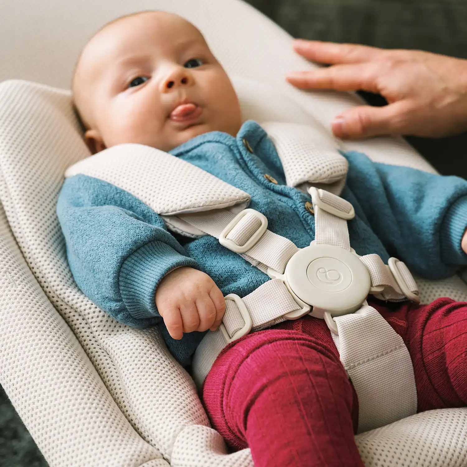 Stokke Yoga ergonomic position and safety harness