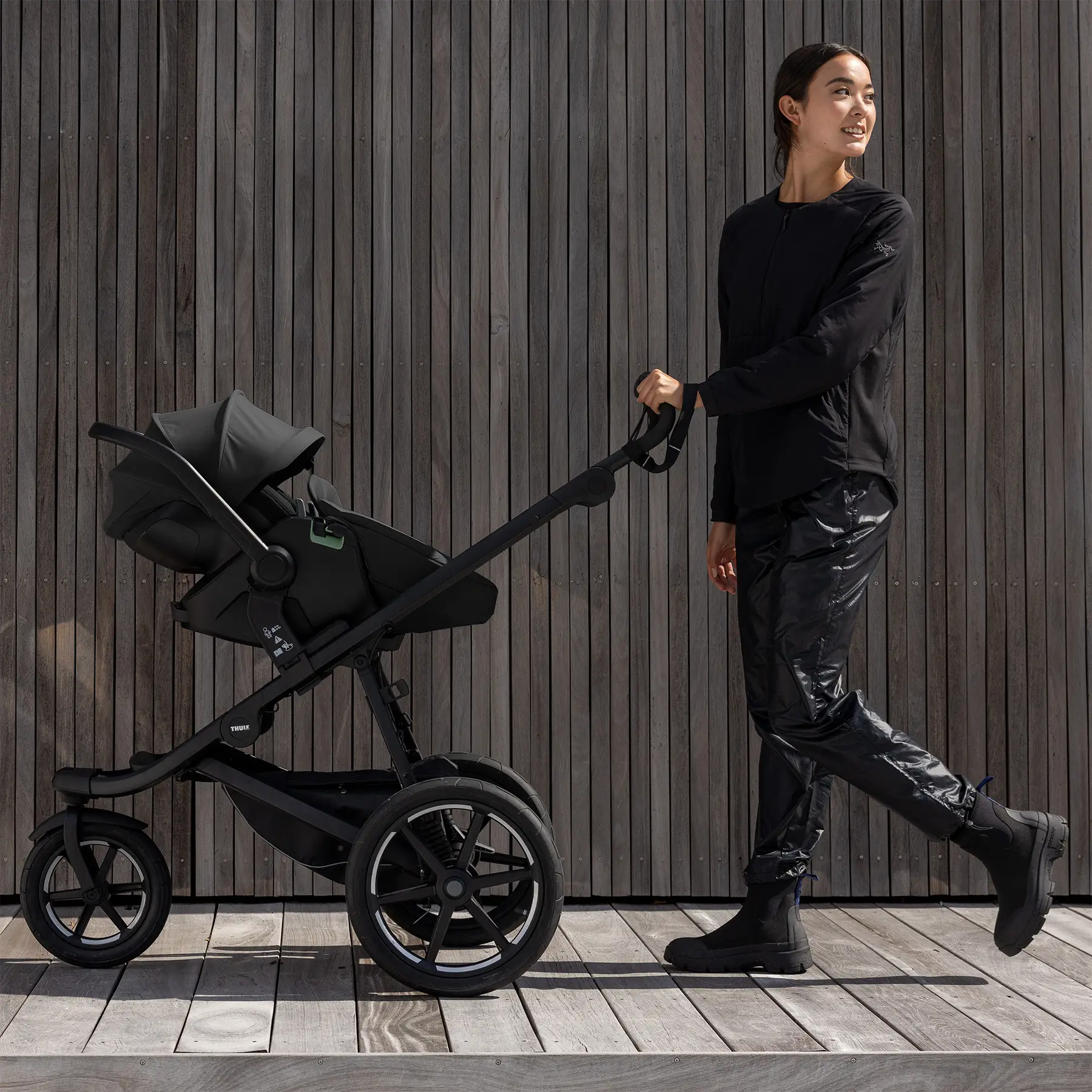 Thule Urban Glide 3 – travel system z fotelikiem samochodowym 0–13 kg