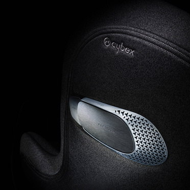 Cybex® Cloud T i-Size + Sirona T i-Size, a complete 3-in-1 set from birth to approx. 4 years old | Platinum White Plus