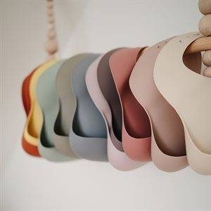 Mushie® silicone bib