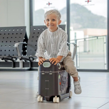 Stokke® Jetkids™ BedBox® walizka dla dzieci