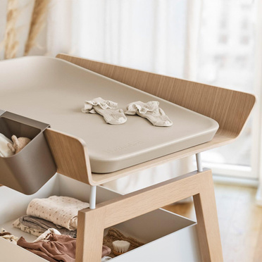 Leander® Matty™ baby changing table