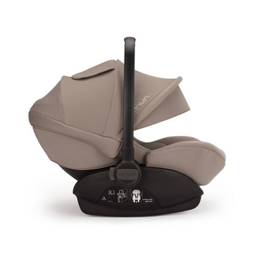 Nuna Arra Next car seat Cedar color + Next base