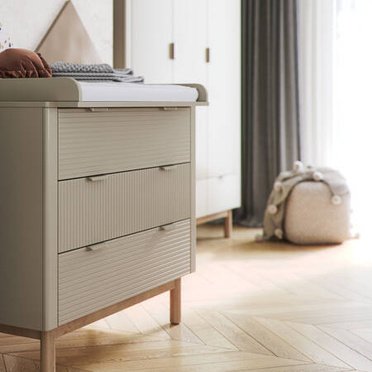 Pinio Miloo 3-drawer chest of drawers champagne