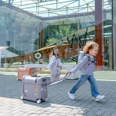 Stokke® Jetkids™ BedBox® walizka dla dzieci