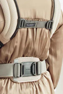 BABYBJORN NOSIDŁO | HARMONY 3D MESH | CREAM