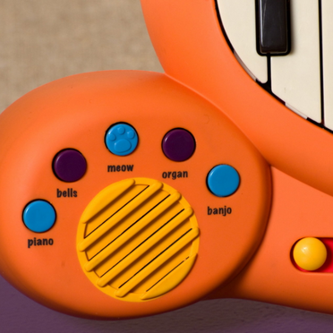 B.Toys™ Meowsic pianinko kotek