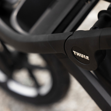 Thule® Urban Glide 3 Multifunctional 3-Wheel Jogging Stroller | Black on Black