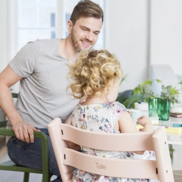 Stokke® Tripp Trapp® krzesełko w zestawie 2w1