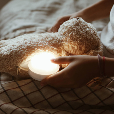 MOONIE ORGANIC, Honey Natur's Honey Natur Lighted Rummaging Teddy Bear