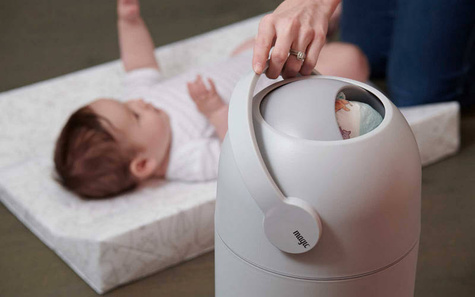 Magic | Used diaper garbage can - pink (for 25 diapers) + bags