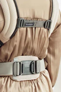 BABYBJORN NOSIDŁO | HARMONY 3D MESH | CREAM