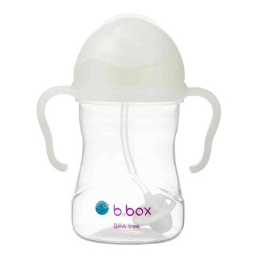 B.Box® N! innovative bottle with a straw