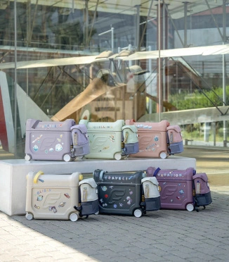 Stokke® Jetkids™ BedBox® walizka dla dzieci