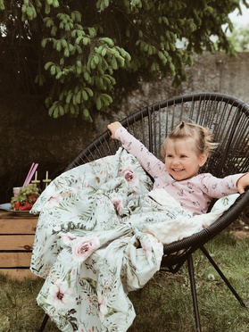 La millou nursery light blanket botanical | ecru