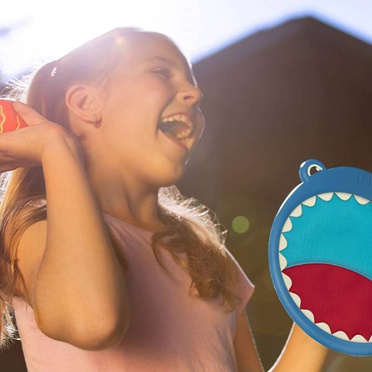 B.Toys™ Critter Catchers Finley the Shark gra zręcznościowa | Rekin