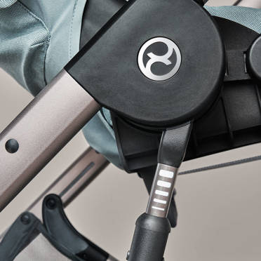 Cybex® Balios S Lux 2 wózek głęboko-spacerowy, zestaw 2w1 | Black + Moon Black