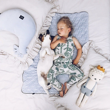 La Millou® Poduszka kura babci Dany powder blue 