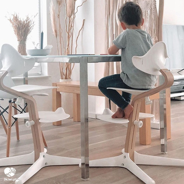 Stokke® Nomi® krzesełko ergonomiczne Natural White Oak + Navy