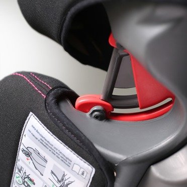 Takata® Maxi fotelik samochodowy 15-36 kg | Blacktive Pink
